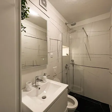 Apartment Designer Mavi Centre Close To